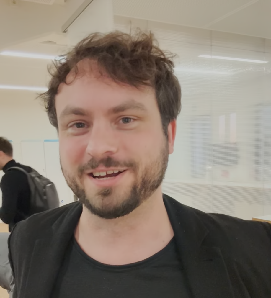 Raphael Lott - AI Vibe Hackathon Participant